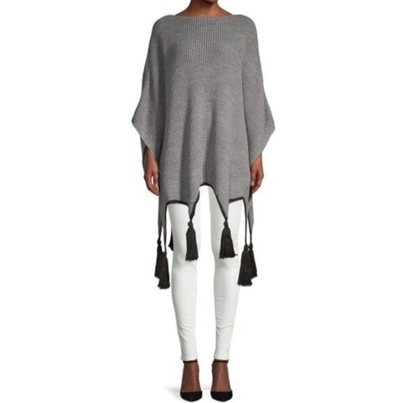 Vince Camuto OS Grey Chunky Knit Poncho with Large Tassels Grey Black Acrylic - Picture 1 of 14